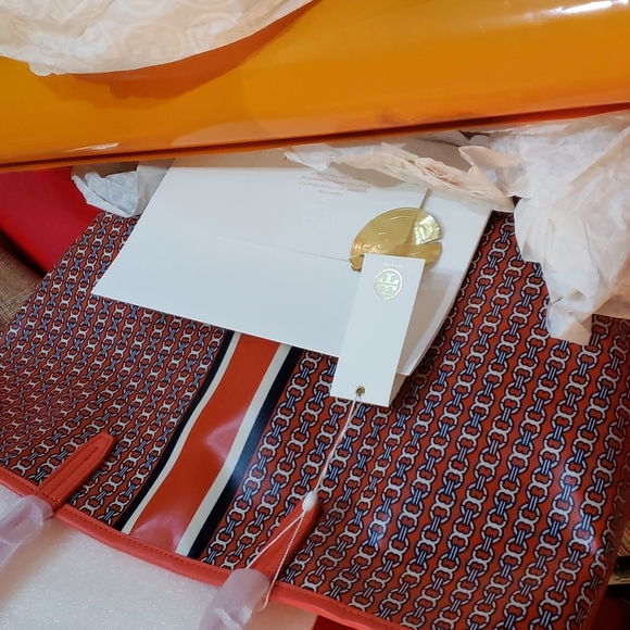 Gemini Tory Burch - Picture 11 of 12